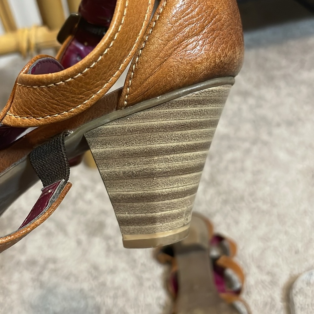 Tamaris Brown Leather Sandals - Picture 5 of 7